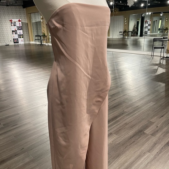 Nude Jumpsuit Size Small 🍑 - Picture 4 of 4